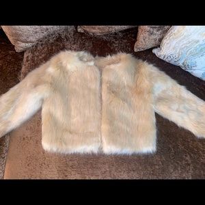 “Brand New” Women Coat Never Worn